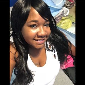 Meet your Posher, Keshia